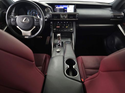 Used 2018 Lexus IS 300 F Sport w/ F Sport Package image 11
