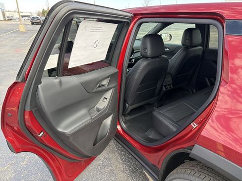 New 2026 Chevrolet Equinox LT image 22