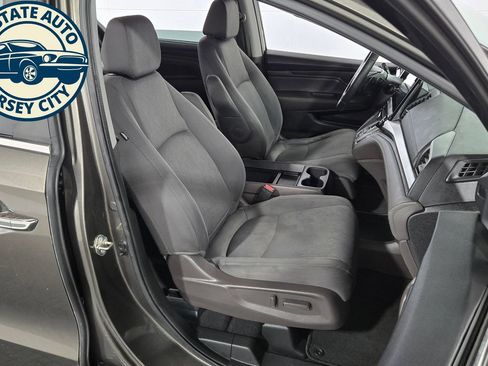 Used 2020 Honda Odyssey EX image 35
