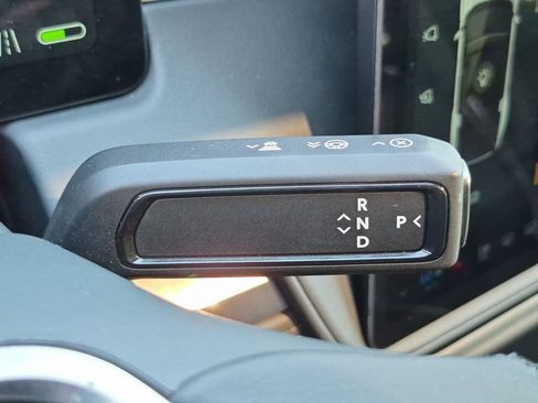 Used 2025 Rivian R1S Adventure Dual AWD/4WD image 25