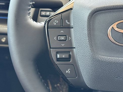 New 2027 Toyota Prius FWD image 27