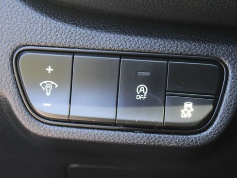 Certified 2024 Kia Seltos S FWD image 23