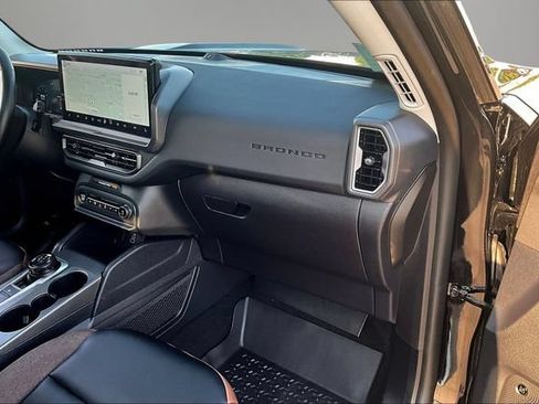 Used 2025 Ford Bronco Sport Outer Banks w/ Outer Banks Tech Package+ AWD/4WD image 26