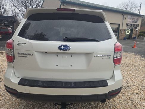 Used 2015 Subaru Forester 2.5i Limited w/ Popular Package #2 image 6