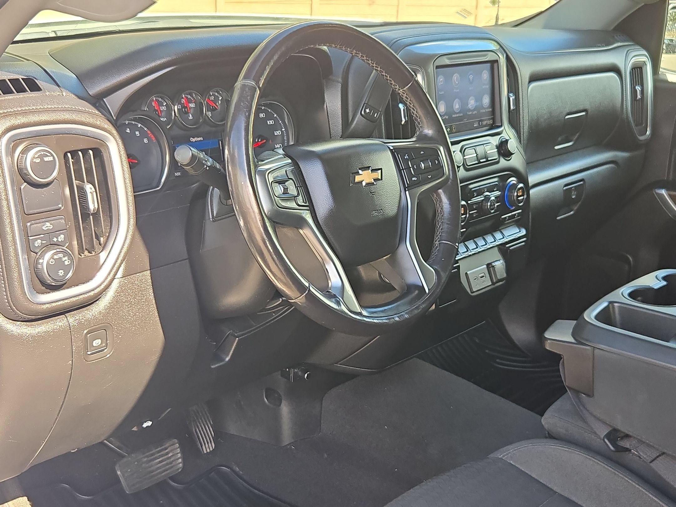 Used 2020 Chevrolet Silverado 1500 LT w/ Texas Edition RWD image 5