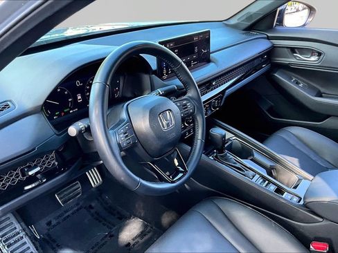 Used 2025 Honda Accord Sport image 14