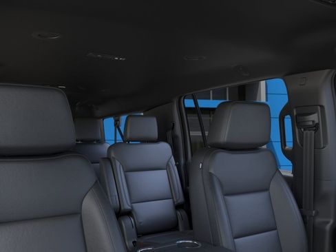 New 2026 Chevrolet Suburban LT w/ Comfort Package image 24