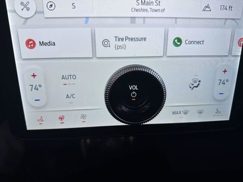 Used 2021 Ford Mustang Mach-E Premium image 19