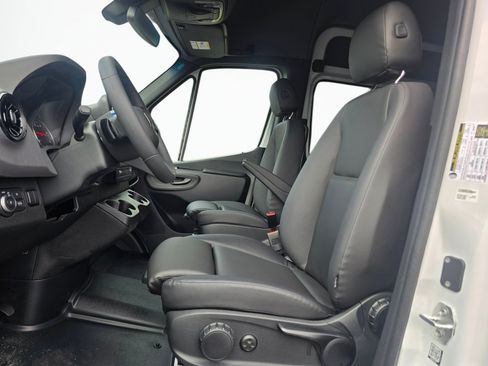 New 2026 Mercedes-Benz Sprinter 2500 image 30