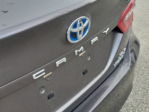 Used 2023 Toyota Camry XLE FWD image 6