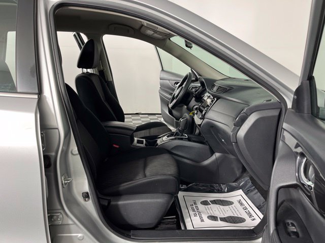 Used 2017 Nissan Rogue S AWD/4WD image 36