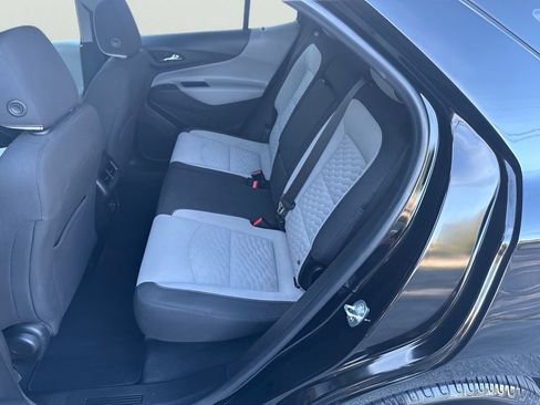 Used 2020 Chevrolet Equinox LS FWD image 15