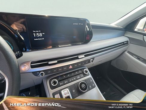 Used 2023 Hyundai Palisade SE image 22