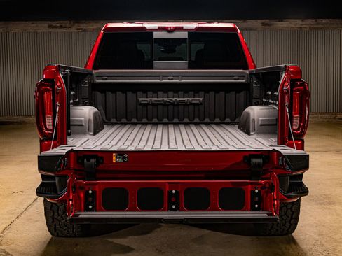 Used 2024 GMC Sierra 1500 Denali w/ Denali Reserve Package image 9