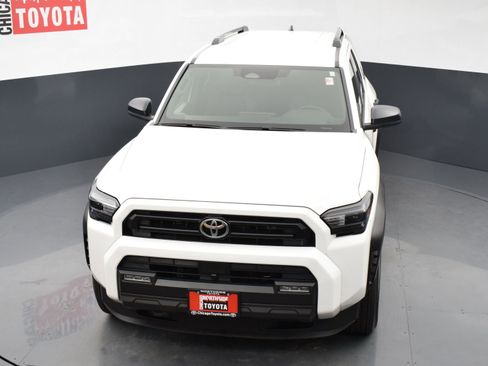Used 2026 Toyota 4Runner SR5 AWD/4WD image 27