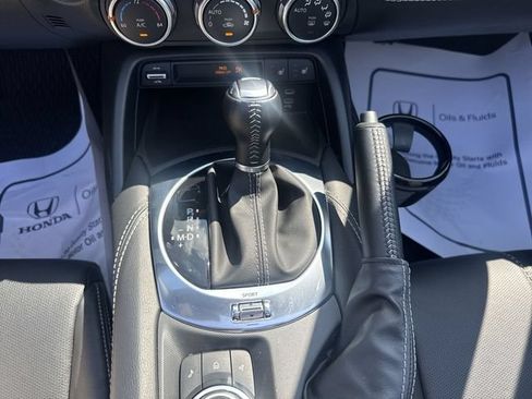 Used 2025 MAZDA MX-5 Miata RF Grand Touring RWD image 21