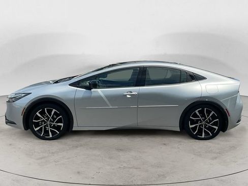 Certified 2024 Toyota Prius Prime Premium FWD image 2