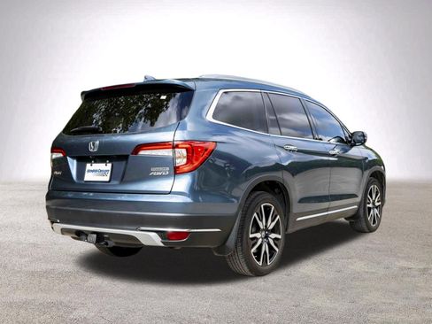 Used 2019 Honda Pilot Touring image 9