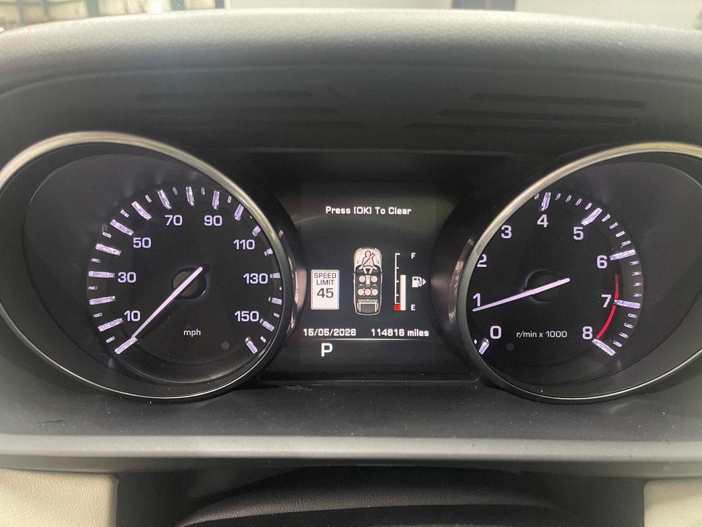 Used 2015 Land Rover Range Rover Sport HSE AWD/4WD image 40