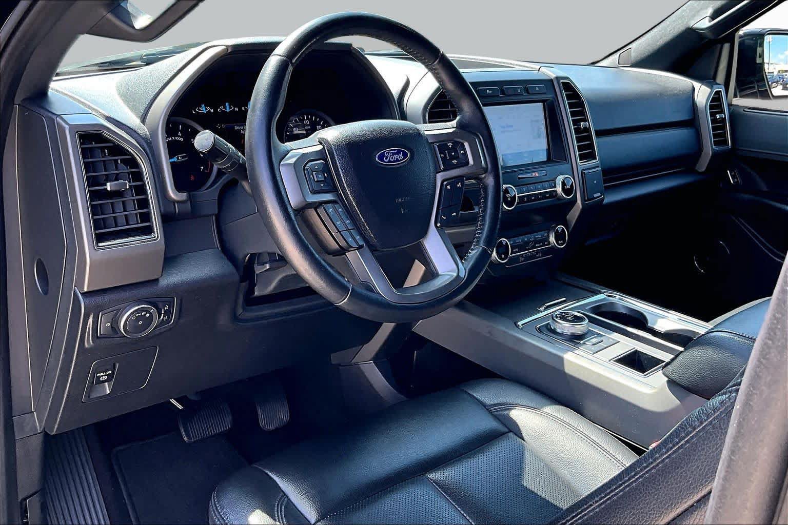 Used 2021 Ford Expedition XLT RWD image 16