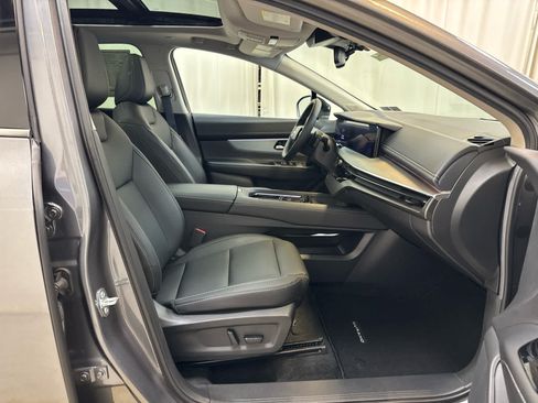 Certified 2025 Nissan Murano SL w/ Cargo Package AWD/4WD image 14