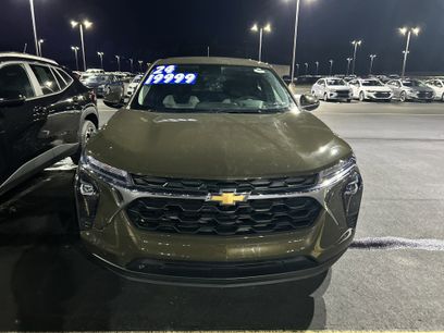 Used 2024 Chevrolet Trax LS w/ LS Convenience Package