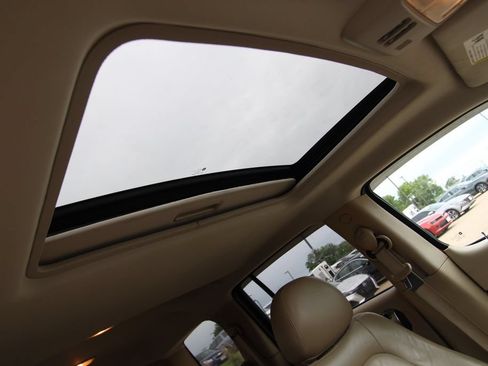 Used 2009 Chevrolet HHR LT FWD image 11
