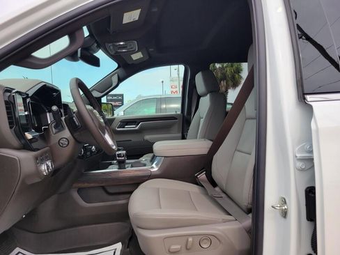 New 2026 GMC Sierra 1500 SLT w/ SLT Premium Plus Package AWD/4WD image 21