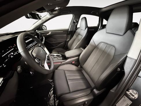 New 2026 Audi A6 Premium Plus AWD/4WD image 11