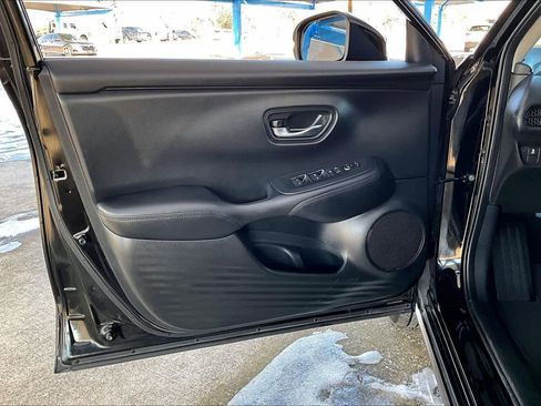 Used 2025 Honda HR-V LX image 22