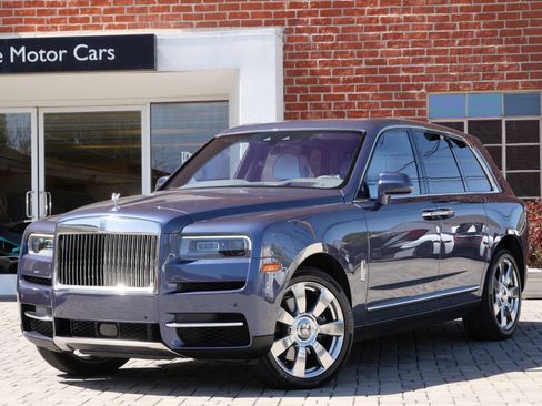 Used 2023 Rolls-Royce Cullinan w/ Cullinan Package AWD/4WD image 1