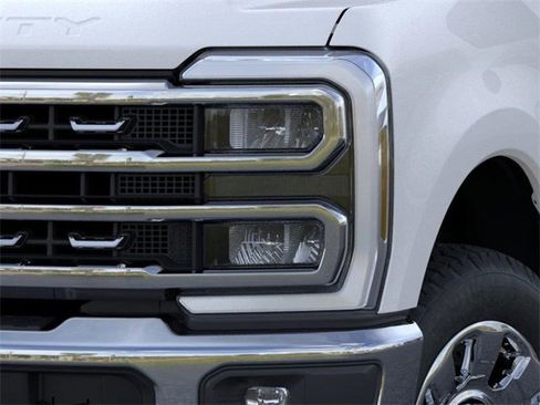 New 2026 Ford F250 Lariat w/ Lariat Premium Package image 17