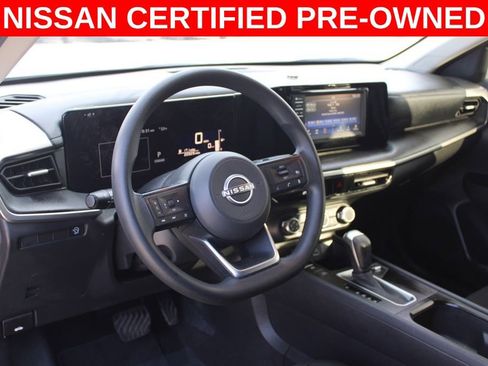 Certified 2025 Nissan Kicks S image 16