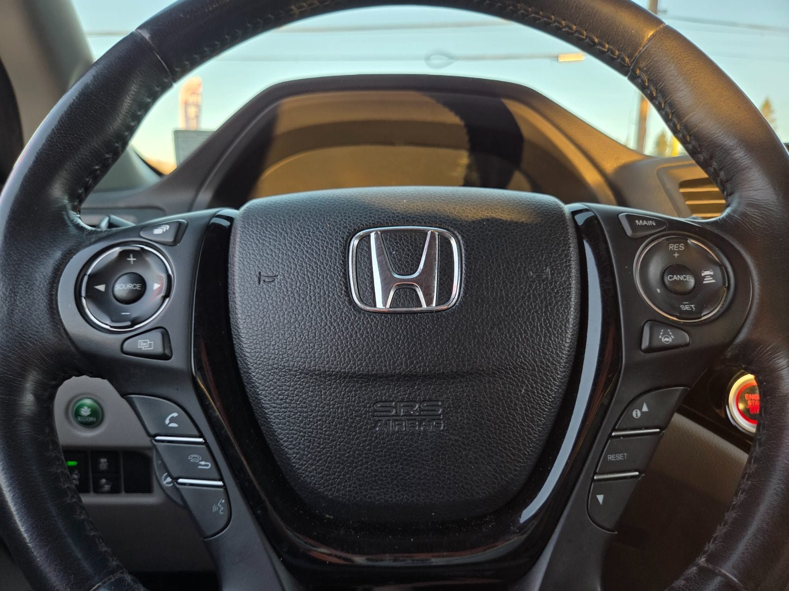 Used 2017 Honda Pilot Elite image 17