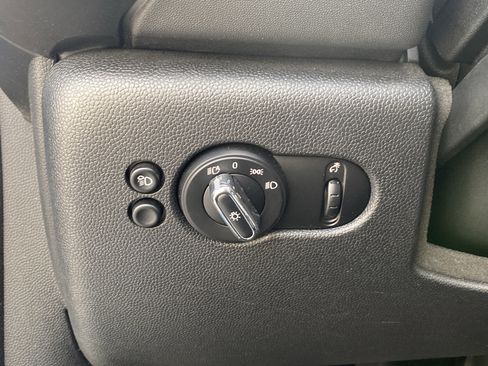 Used 2022 MINI Cooper Cooper image 24