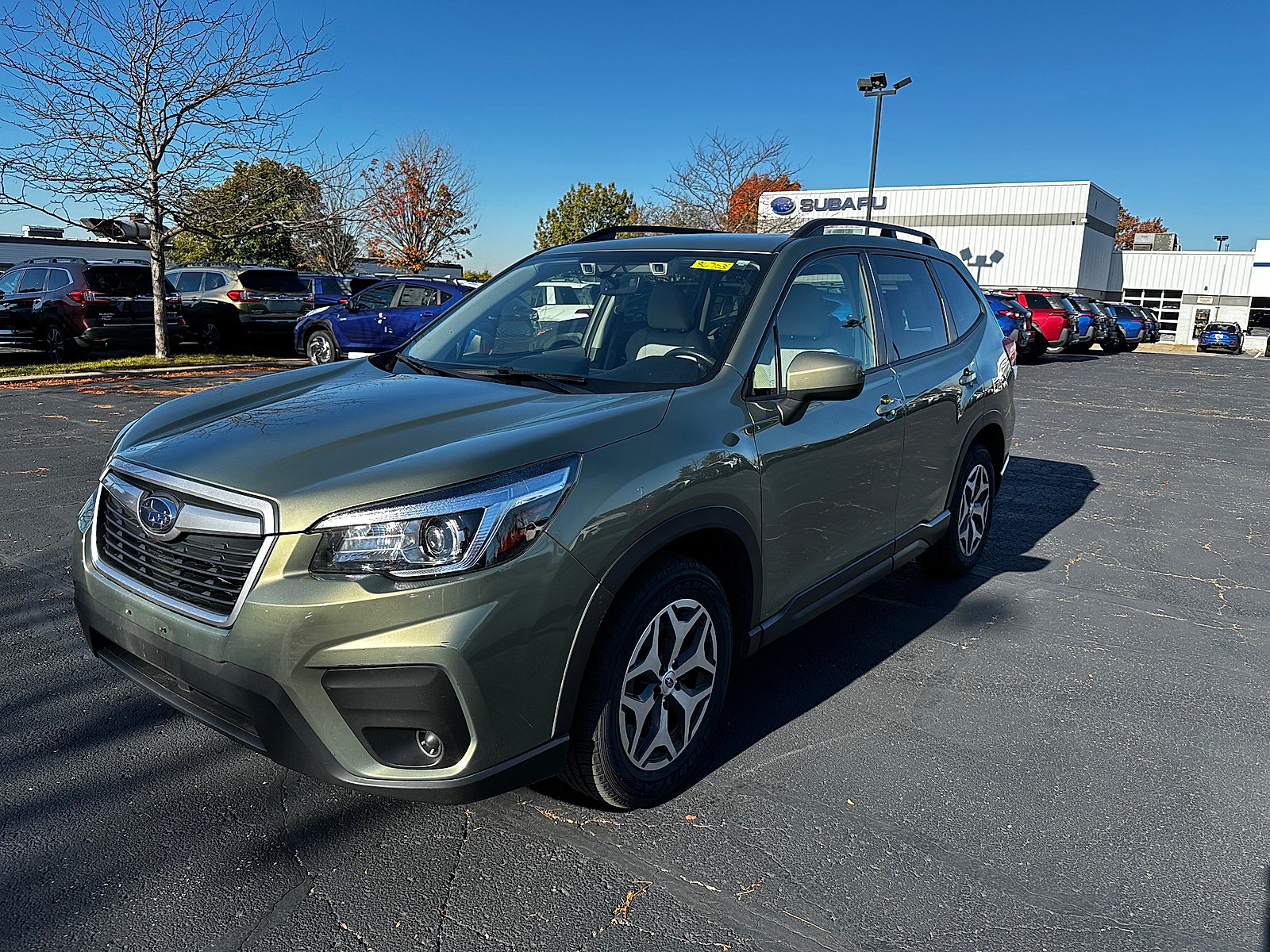 Used 2020 Subaru Forester Premium AWD/4WD image 7