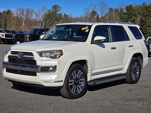 Used 2022 Toyota 4Runner Limited image 2