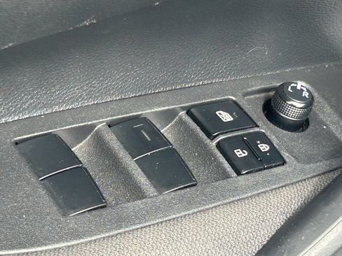 Used 2024 Toyota Corolla LE FWD image 25