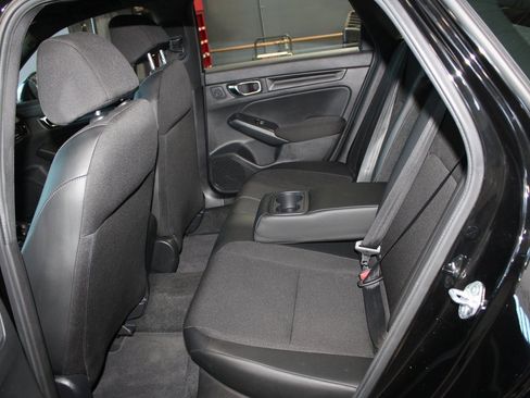 Used 2025 Honda Civic Sport image 19