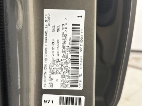 Used 2024 Toyota Tacoma TRD Sport image 21