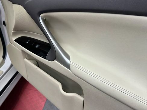 Used 2011 Lexus IS 250 image 26