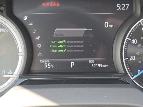 Used 2021 Toyota Venza Limited AWD/4WD image 21