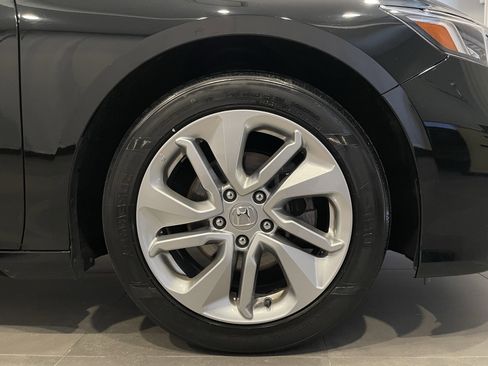Used 2020 Honda Accord LX image 10