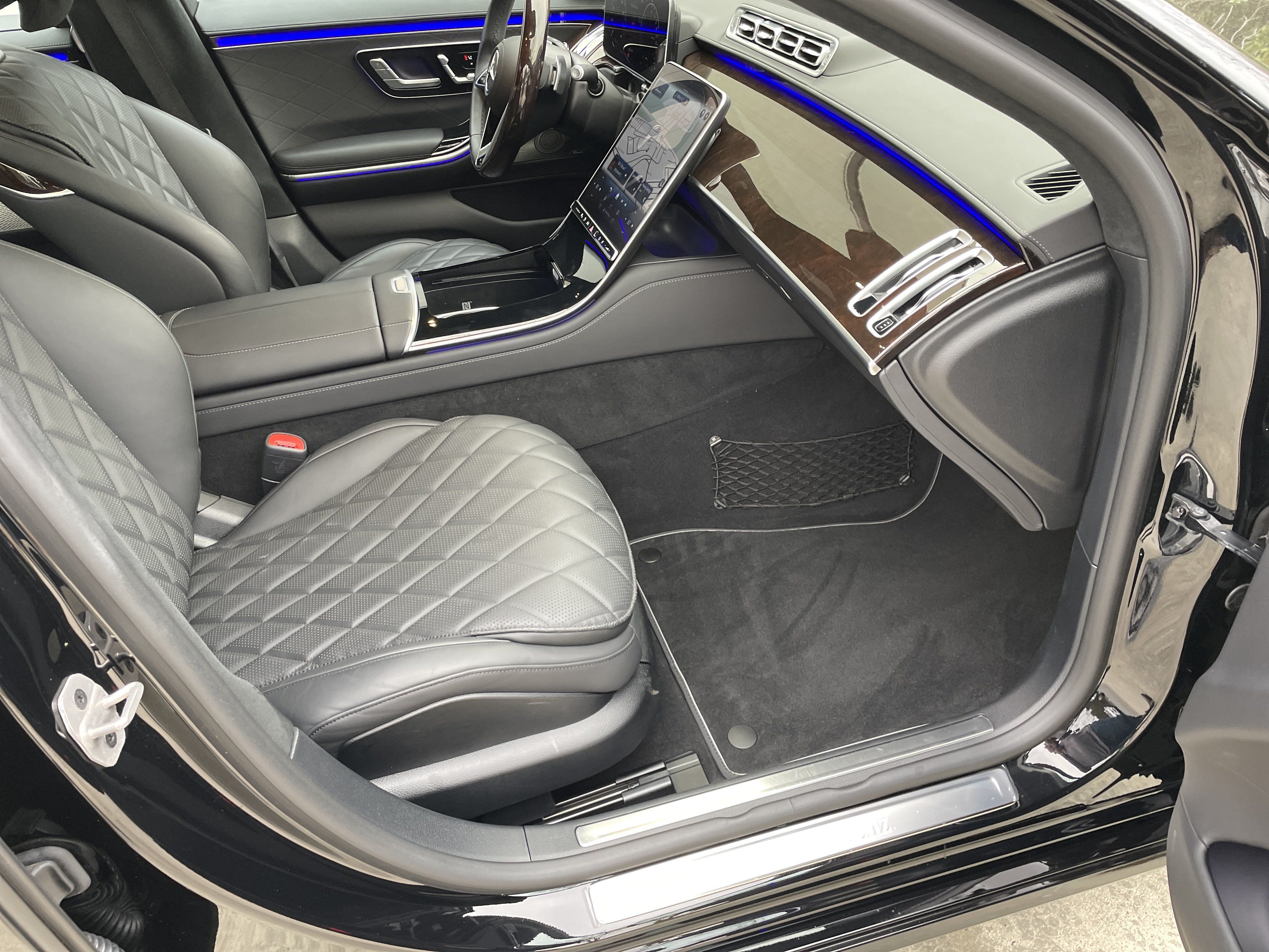 Used 2024 Mercedes-Benz S 580e 4MATIC Sedan image 47