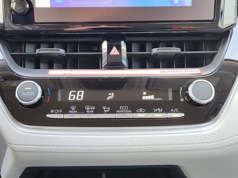 New 2026 Toyota Corolla Cross LE FWD image 18