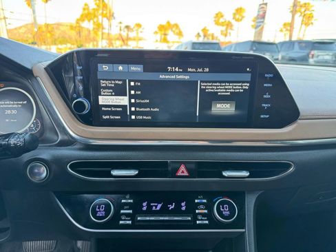 Used 2020 Hyundai Sonata Limited image 15