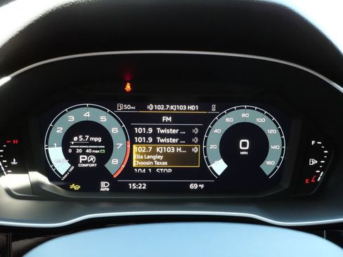 Used 2024 Audi Q3 2.0T Premium Plus AWD/4WD image 27
