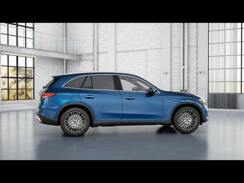 Certified 2026 Mercedes-Benz GLC 300 4MATIC image 12