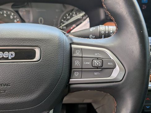 Used 2022 Jeep Compass Limited w/ Sun and Sound Group image 20