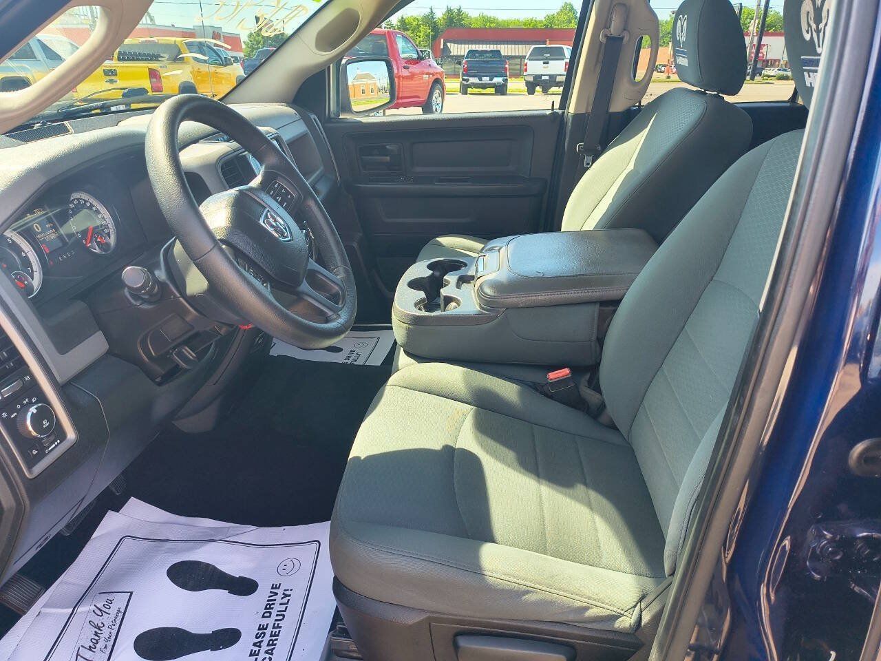 Used 2015 RAM 1500 Express AWD/4WD image 16